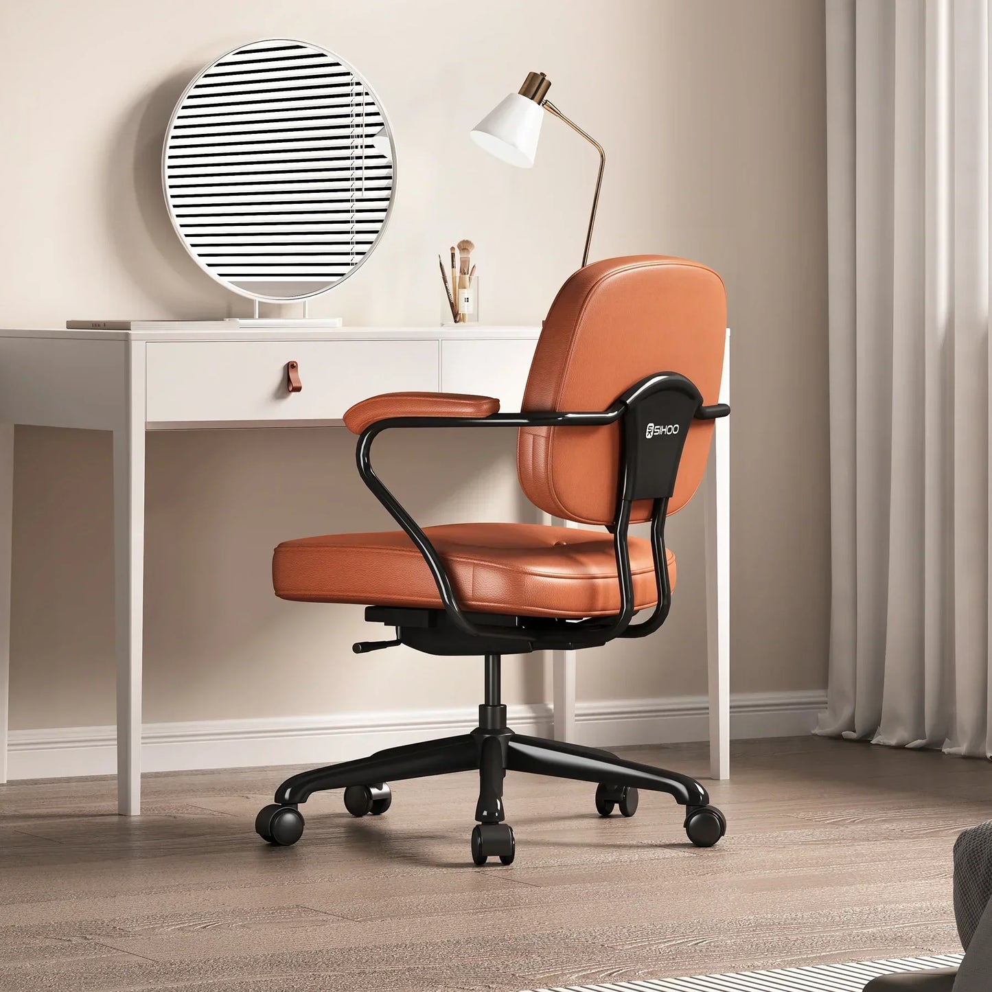 L3 Chaise en cuir de luxe de style mid-century